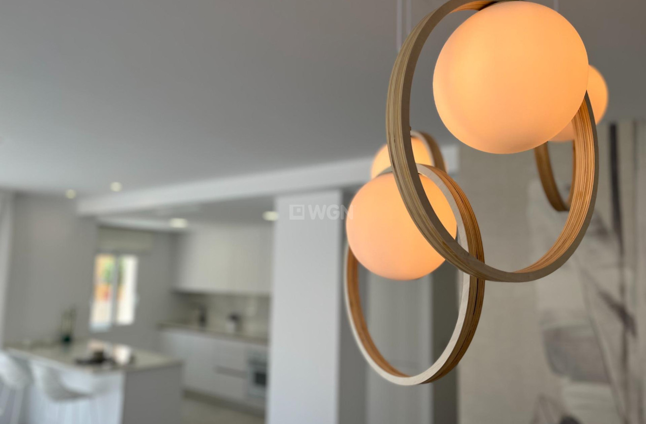 Reventa - Apartamento / piso - Torrevieja - aguas nuevas