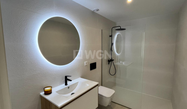 Reventa - Apartamento / piso - Torrevieja - aguas nuevas