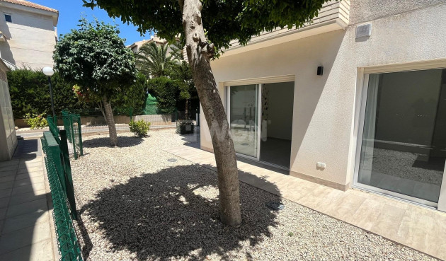 Reventa - Apartamento / piso - Torrevieja - aguas nuevas