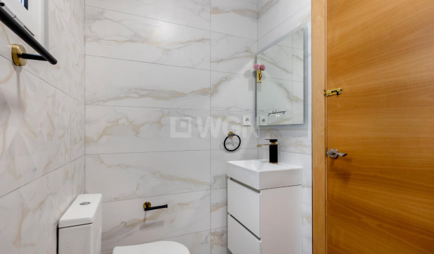 Reventa - Apartamento / piso - Torrevieja - Playa del Cura