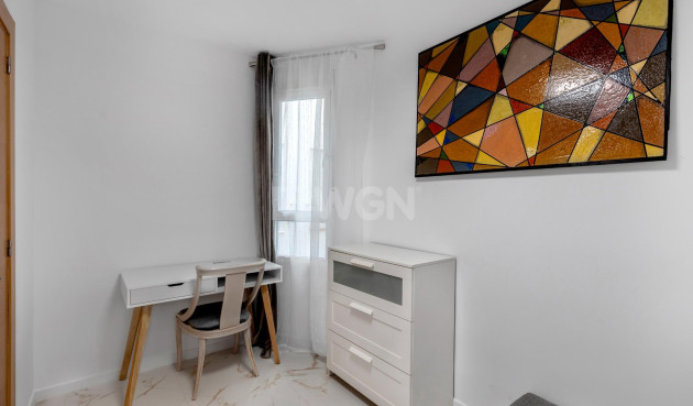 Reventa - Apartamento / piso - Torrevieja - Playa del Cura