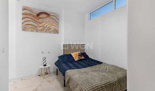 Reventa - Apartamento / piso - Torrevieja - Playa del Cura