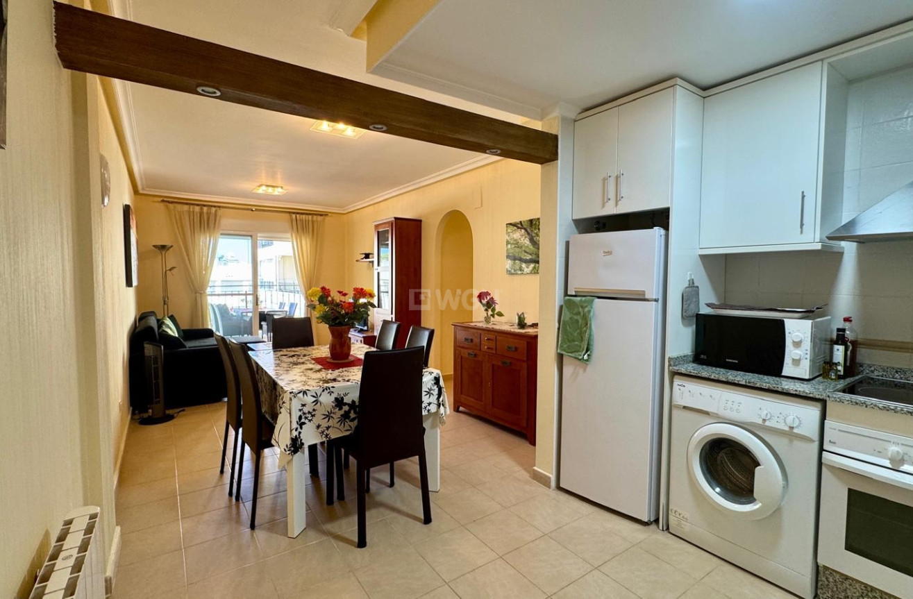 Resale - Apartment / flat - Villamartin - Costa Blanca