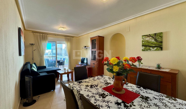 Resale - Apartment / flat - Villamartin - Costa Blanca