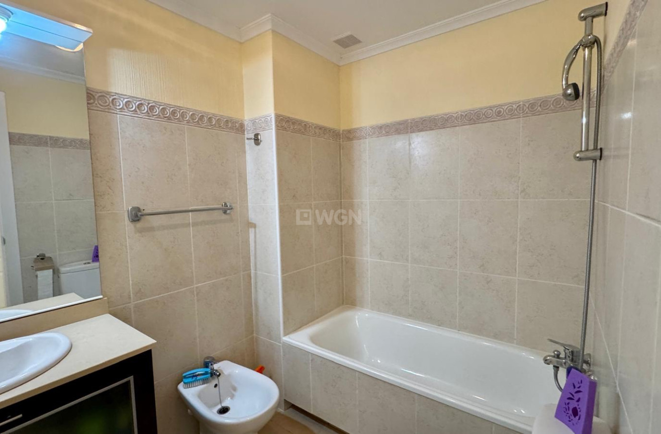 Resale - Apartment / flat - Villamartin - Costa Blanca