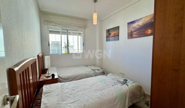 Resale - Apartment / flat - Villamartin - Costa Blanca