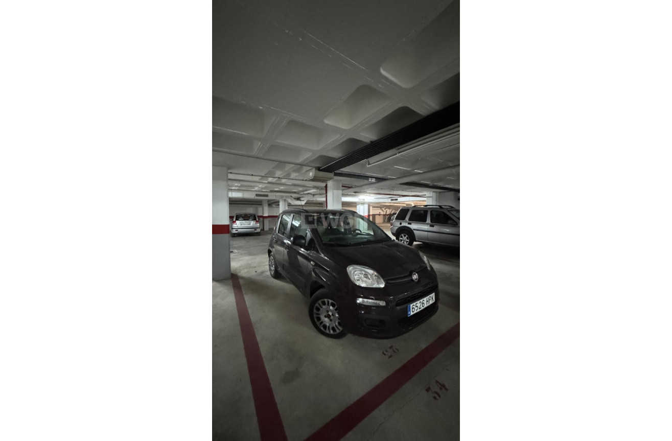 Resale - Apartment / flat - Villamartin - Costa Blanca