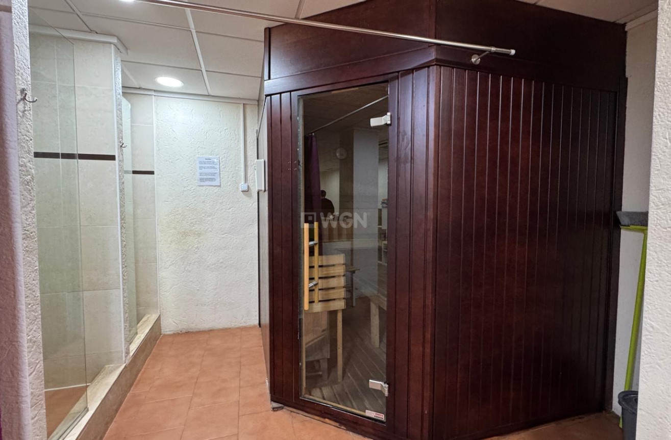 Resale - Apartment / flat - Villamartin - Costa Blanca