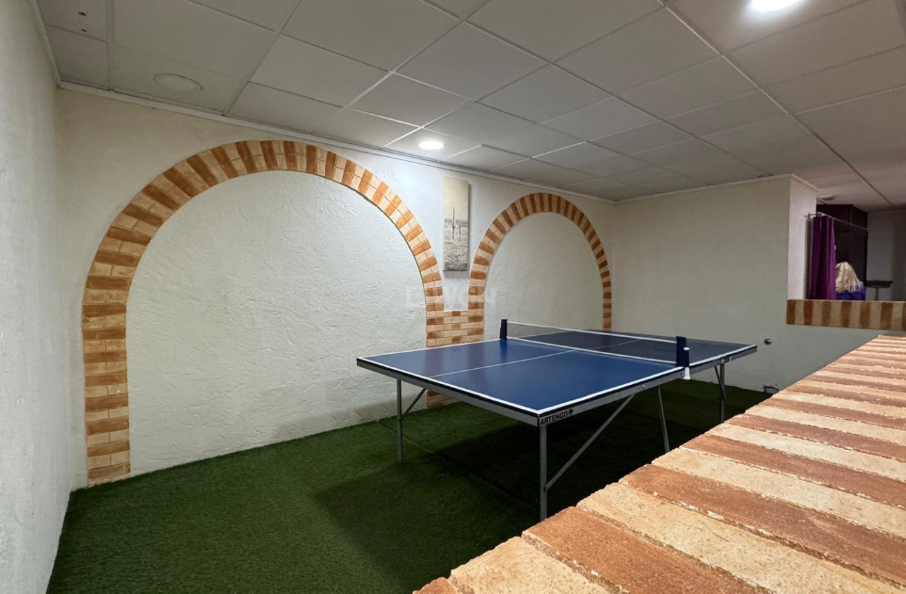 Resale - Apartment / flat - Villamartin - Costa Blanca