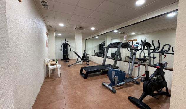 Resale - Apartment / flat - Villamartin - Costa Blanca