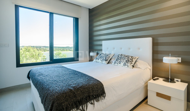 Odsprzedaż - Mieszkanie w bloku - Las Colinas Golf - Costa Blanca