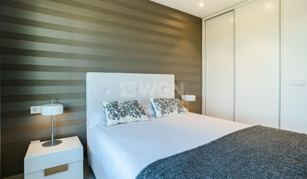 Odsprzedaż - Mieszkanie w bloku - Las Colinas Golf - Costa Blanca