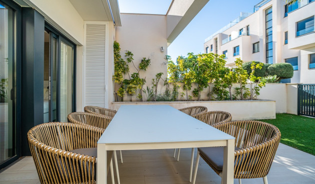 Odsprzedaż - Mieszkanie w bloku - Las Colinas Golf - Costa Blanca