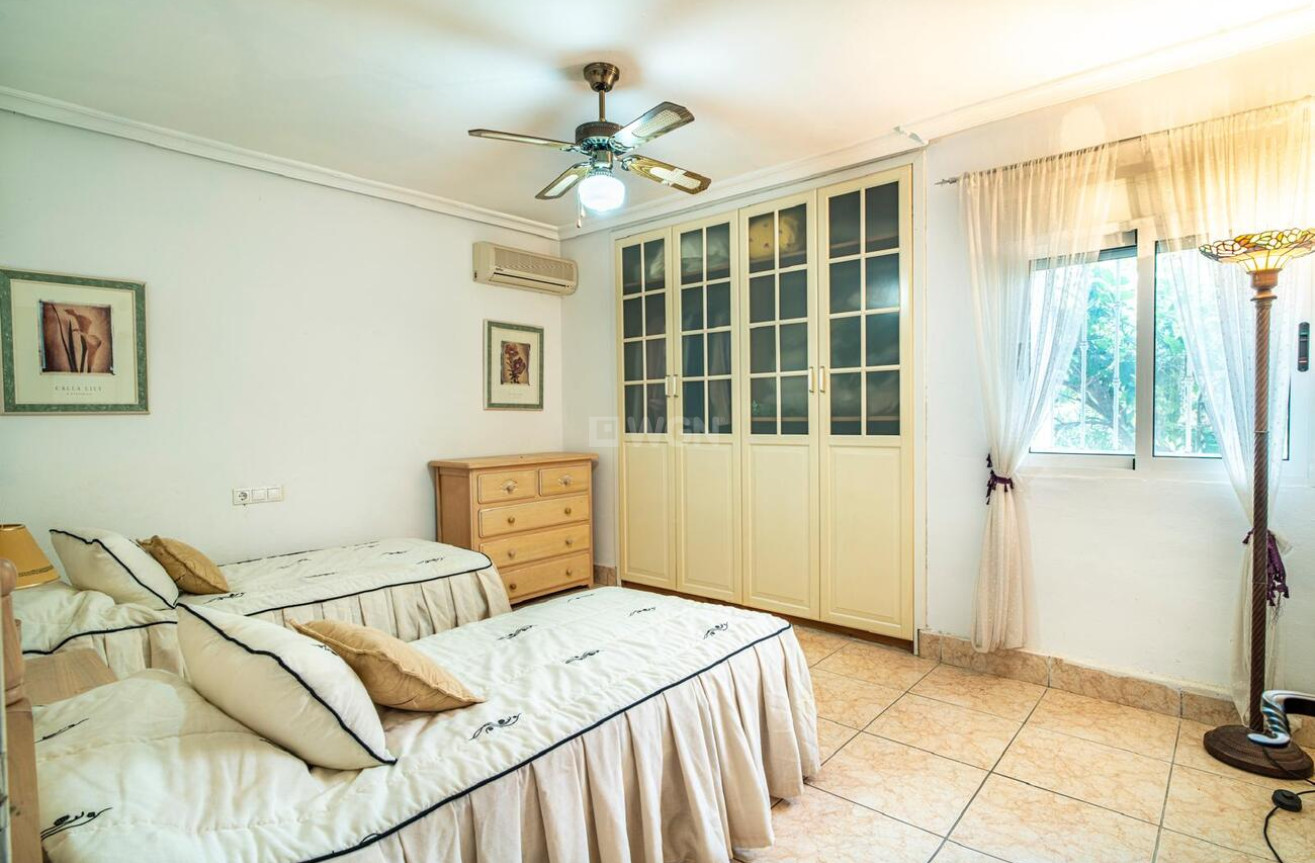 Reventa - Villa - Orihuela