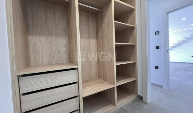 Odsprzedaż - Villa - Los Balcones - Costa Blanca