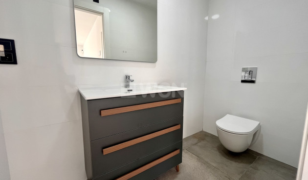 Odsprzedaż - Villa - Los Balcones - Costa Blanca