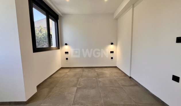 Odsprzedaż - Villa - Los Balcones - Costa Blanca