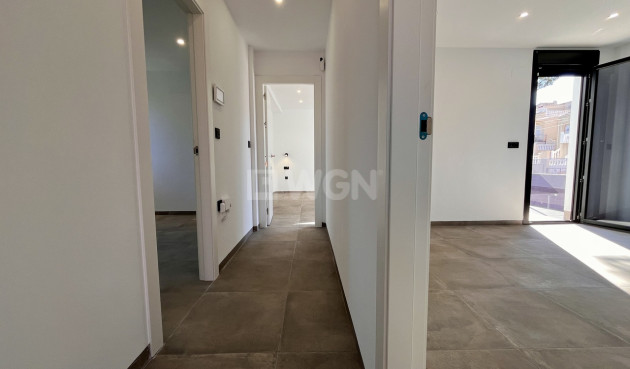 Odsprzedaż - Villa - Los Balcones - Costa Blanca