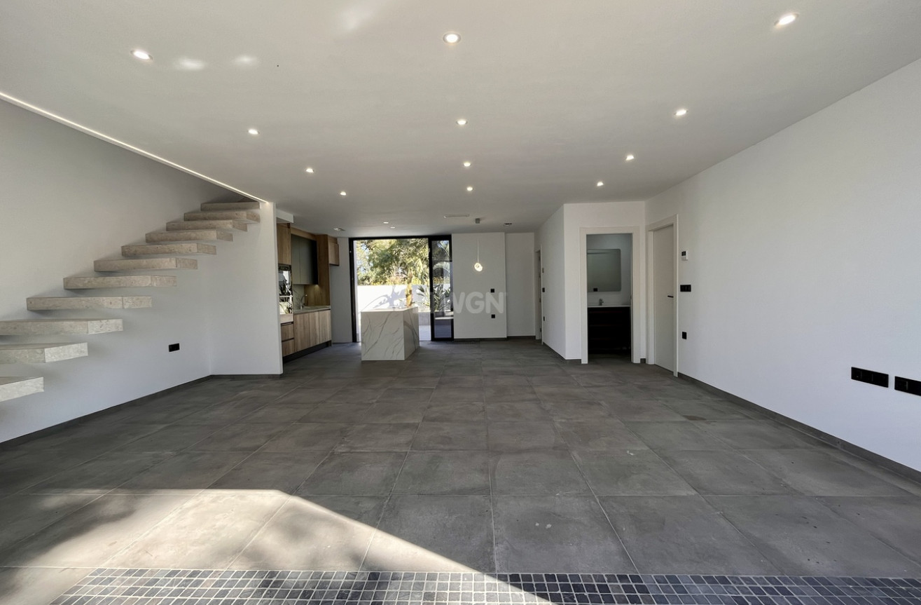 Odsprzedaż - Villa - Los Balcones - Costa Blanca