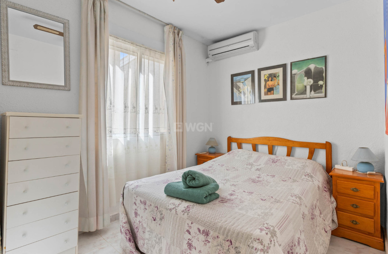 Odsprzedaż - Bungalow - Torrevieja - Costa Blanca