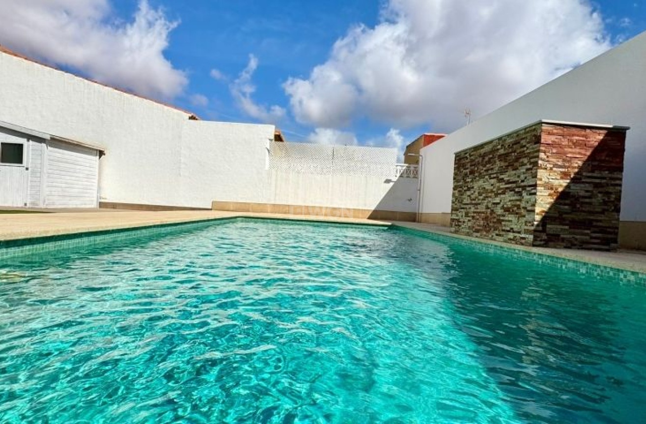 Odsprzedaż - Villa - Torrevieja - Costa Blanca