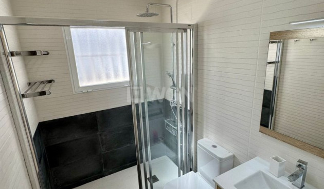 Odsprzedaż - Villa - Torrevieja - Costa Blanca