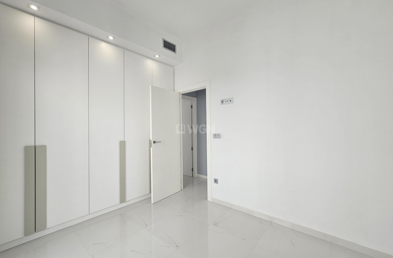 Odsprzedaż - Villa - Villamartin - Costa Blanca