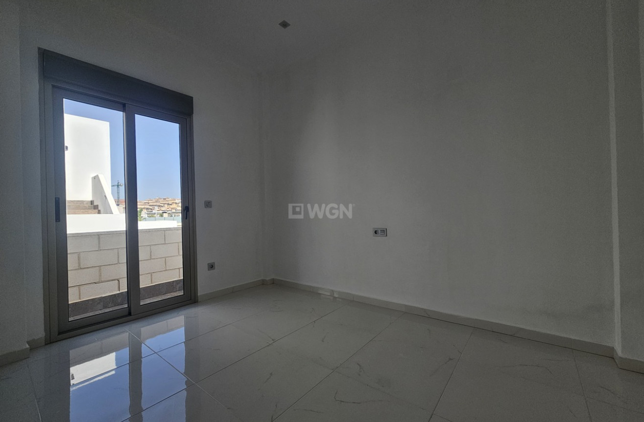 Odsprzedaż - Villa - Villamartin - Costa Blanca