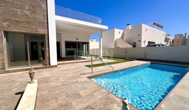 Odsprzedaż - Villa - Villamartin - Costa Blanca