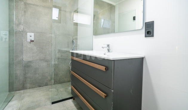 Wiederverkauf - Villa - Los Balcones - Costa Blanca