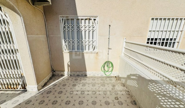 Resale - Apartment / flat - La Mata - Costa Blanca