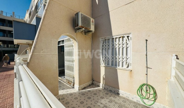 Resale - Apartment / flat - La Mata - Costa Blanca