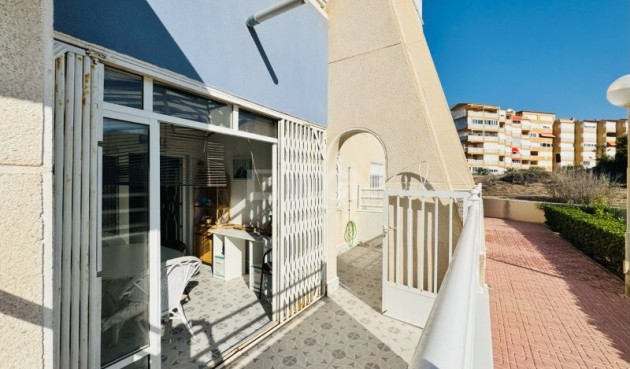 Resale - Apartment / flat - La Mata - Costa Blanca