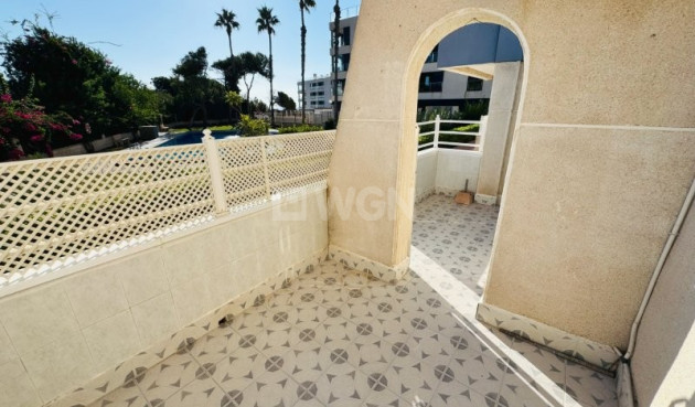 Resale - Apartment / flat - La Mata - Costa Blanca