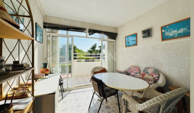 Resale - Apartment / flat - La Mata - Costa Blanca