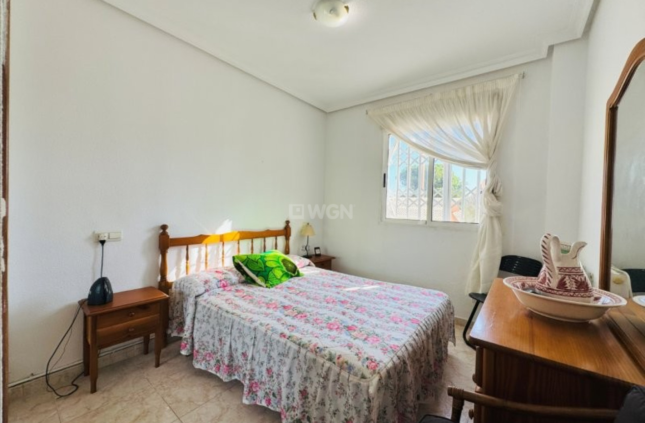 Resale - Apartment / flat - La Mata - Costa Blanca