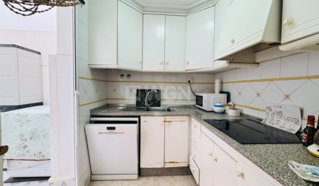 Resale - Apartment / flat - La Mata - Costa Blanca