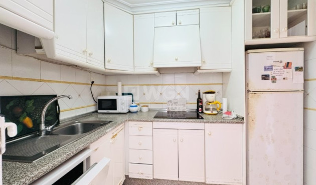 Resale - Apartment / flat - La Mata - Costa Blanca