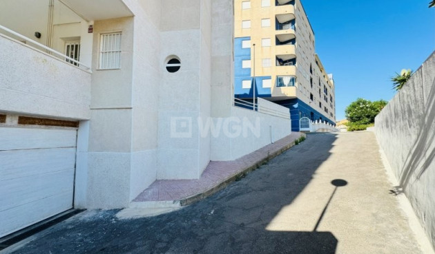 Resale - Apartment / flat - La Mata - Costa Blanca