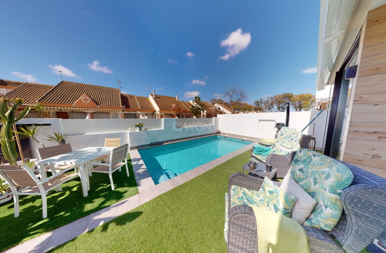 Odsprzedaż - Villa - Los Alcázares - Costa Calida