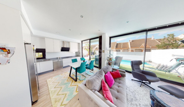 Odsprzedaż - Villa - Los Alcázares - Costa Calida