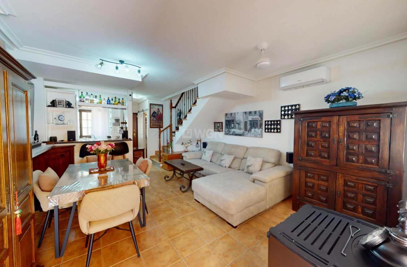 Odsprzedaż - Kamienica - Roda - Inland