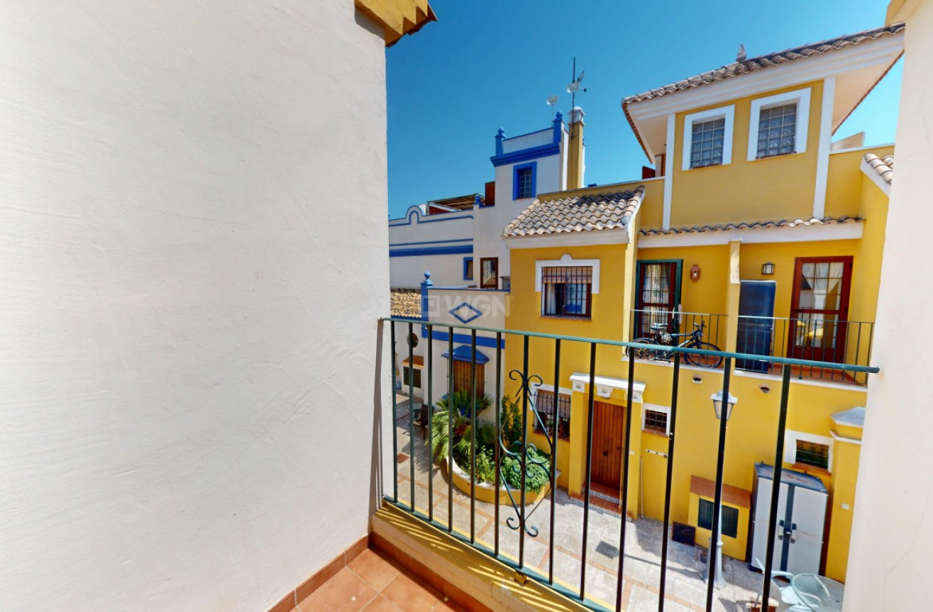 Odsprzedaż - Kamienica - Roda - Inland