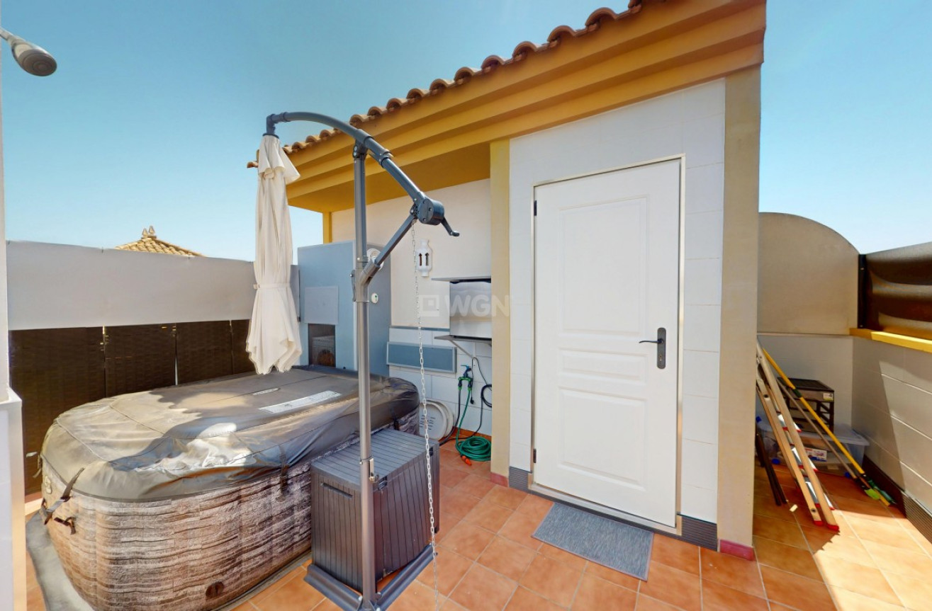 Odsprzedaż - Kamienica - Roda - Inland