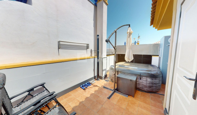 Odsprzedaż - Kamienica - Roda - Inland