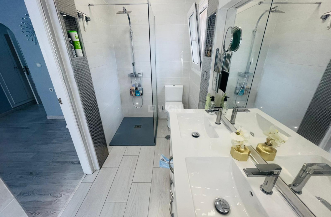 Odsprzedaż - Villa - Gea Y Truyols - Inland