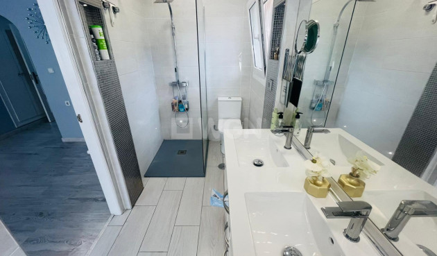 Odsprzedaż - Villa - Gea Y Truyols - Inland