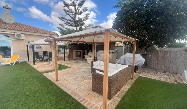 Odsprzedaż - Villa - Gea Y Truyols - Inland