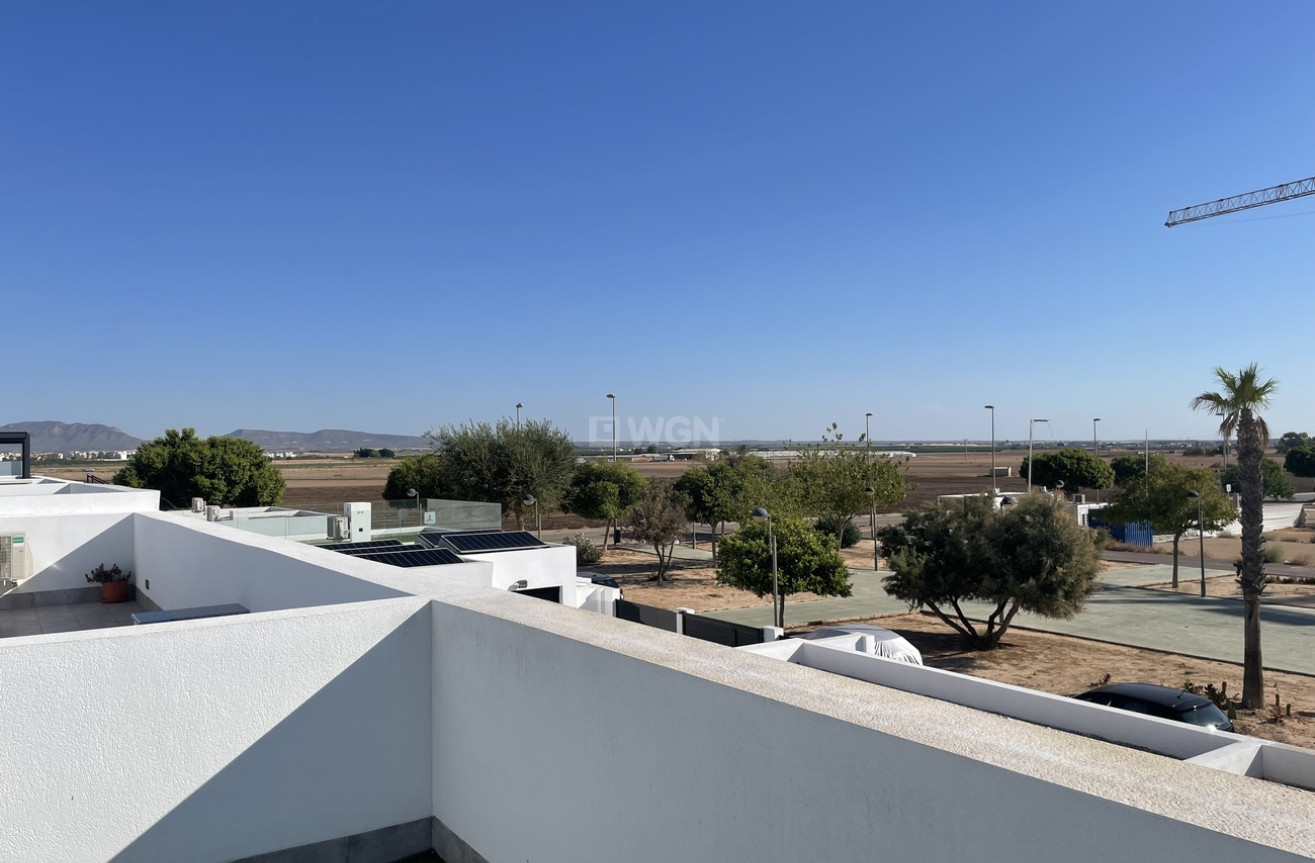 Odsprzedaż - Villa - Roldan