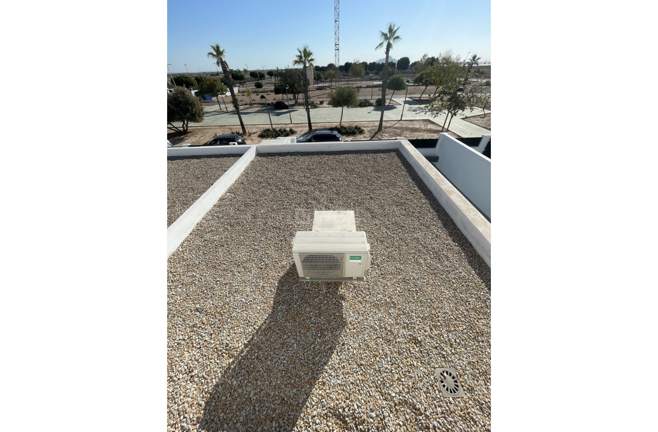 Odsprzedaż - Villa - Roldan